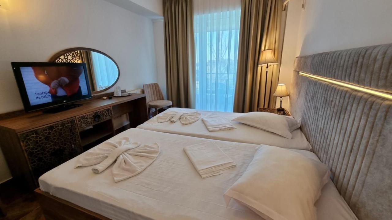 Hotel Florida Mamaia Exteriér fotografie