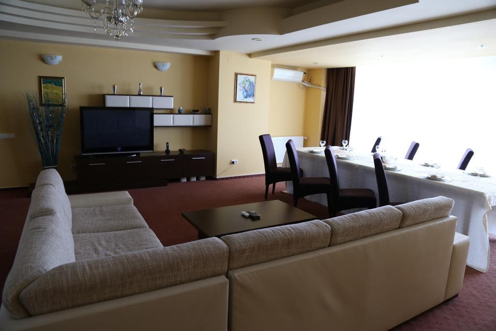 Hotel Florida Mamaia Exteriér fotografie