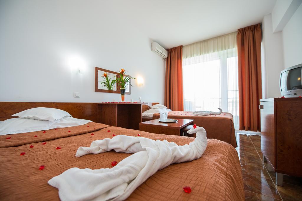 Hotel Florida Mamaia Exteriér fotografie